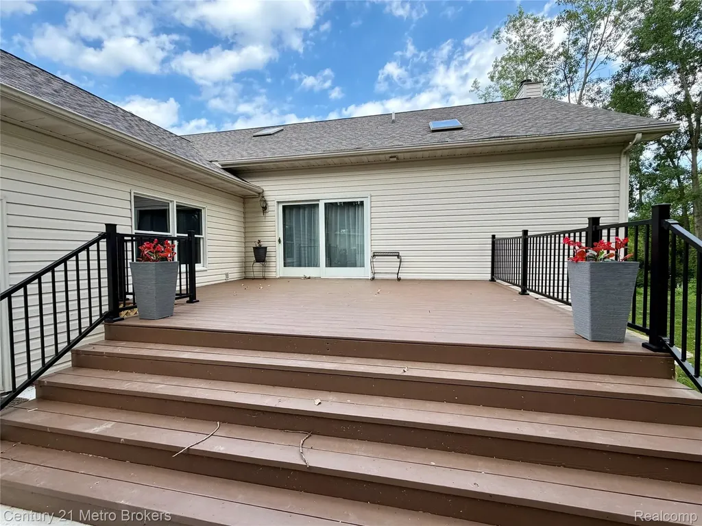 5484 Wakefield Road Grand Blanc Charter Township MI 48439
