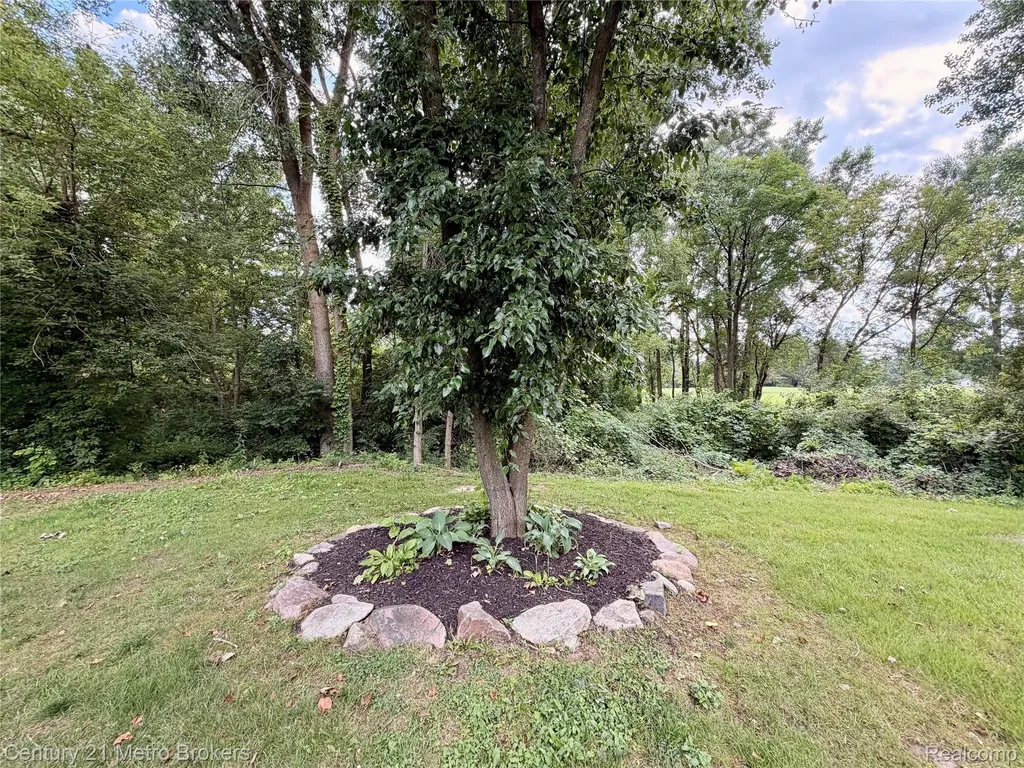 5484 Wakefield Road Grand Blanc Charter Township MI 48439