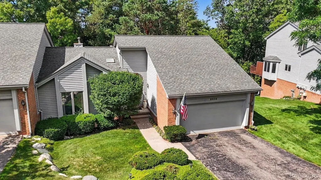 6638 Ridgeview Drive Independence Charter Township MI 48346
