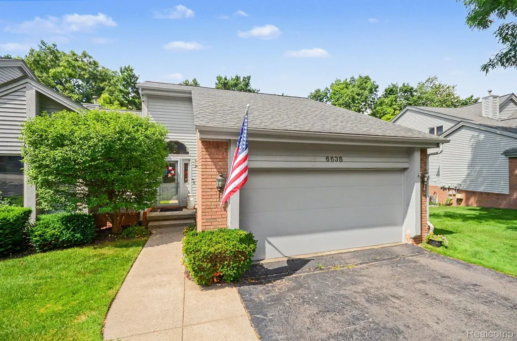 6638 Ridgeview Drive Independence Charter Township MI 48346