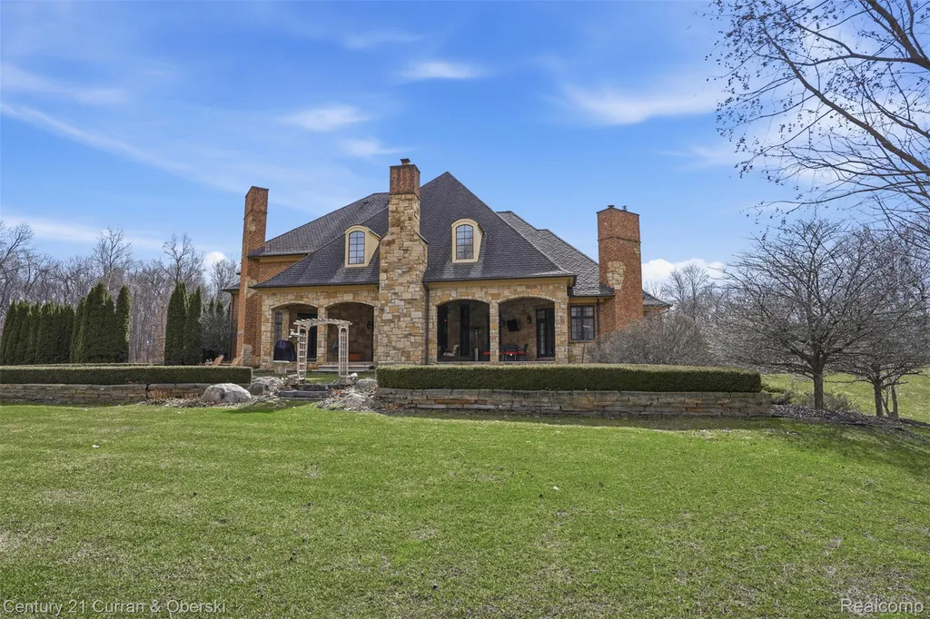 11479 Clyde Road Hartland Township MI 48430