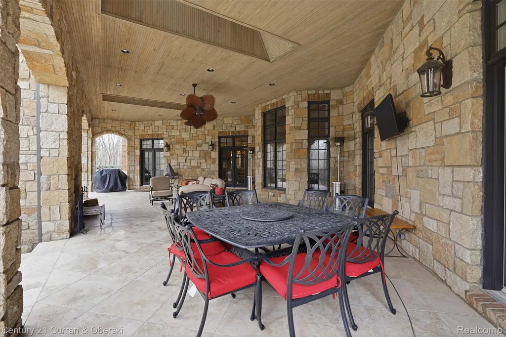 11479 Clyde Road Hartland Township MI 48430