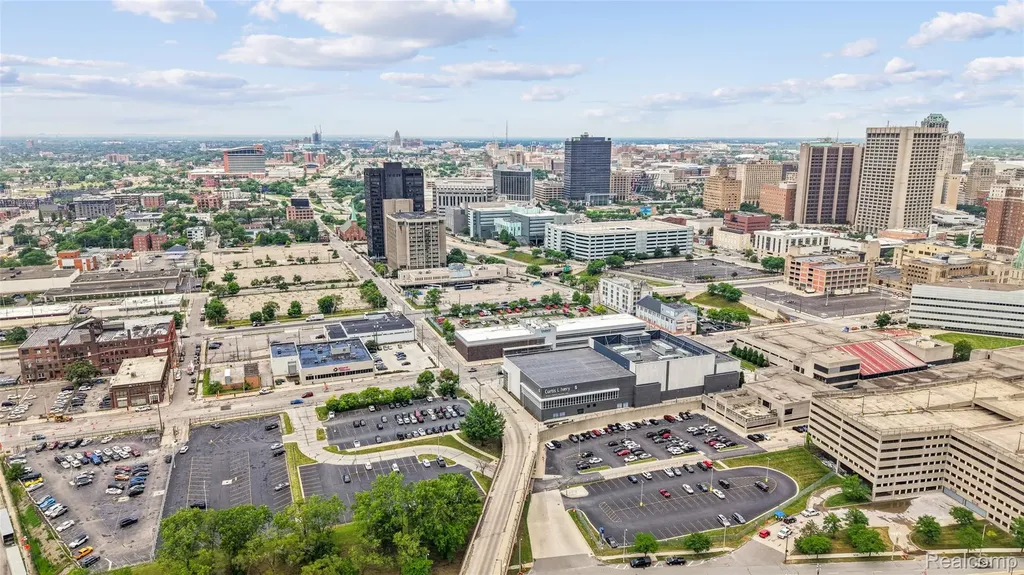 1001 W Jefferson Avenue Detroit City MI 48226