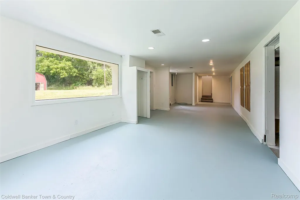 2992 Old Plank Road Milford Charter Township MI 48381