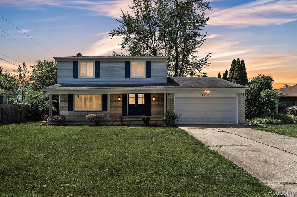 28595 Sann Carlos Street Southfield City MI 48076