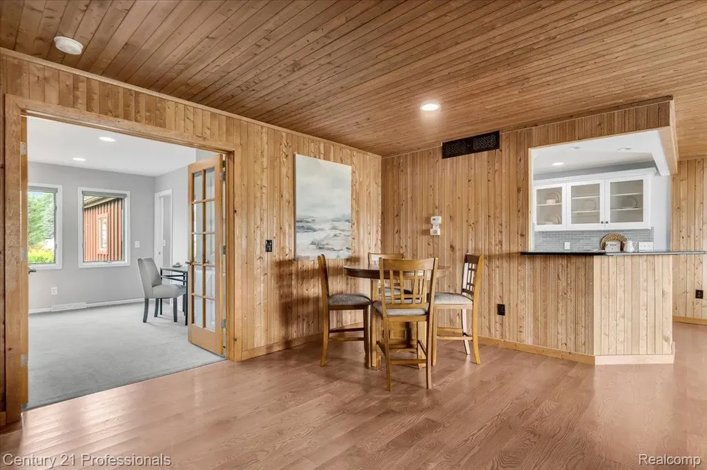 3680 Kingsway Drive Highland Charter Township MI 48356
