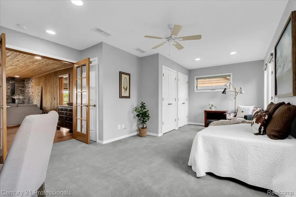 3680 Kingsway Drive Highland Charter Township MI 48356
