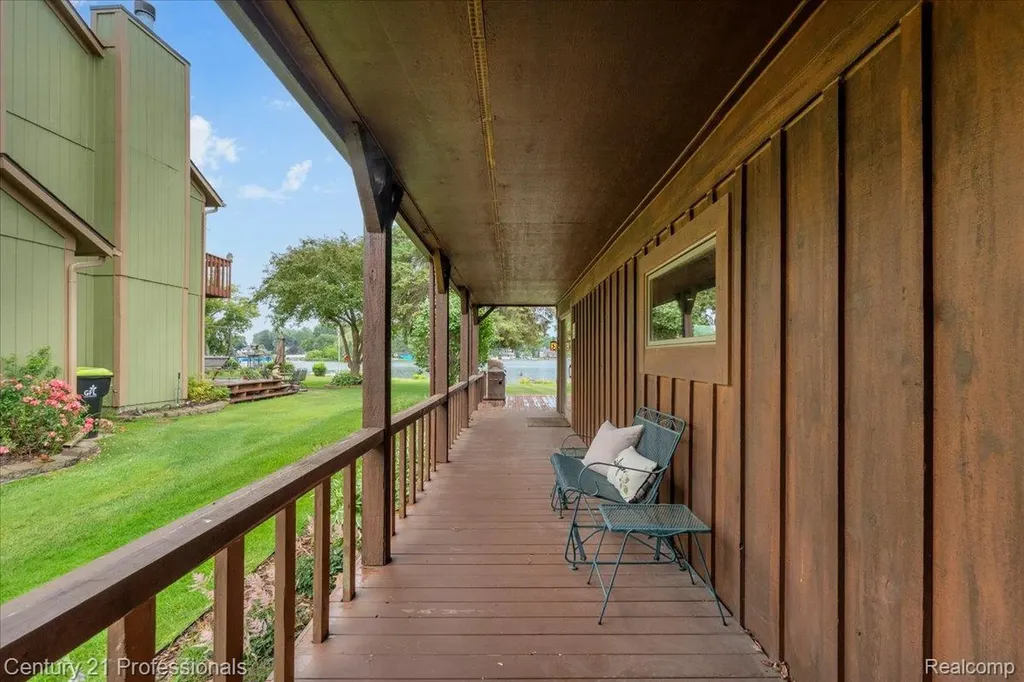 3680 Kingsway Drive Highland Charter Township MI 48356