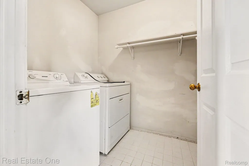 23312 Bunte Court Brownstown Charter Township MI 48183