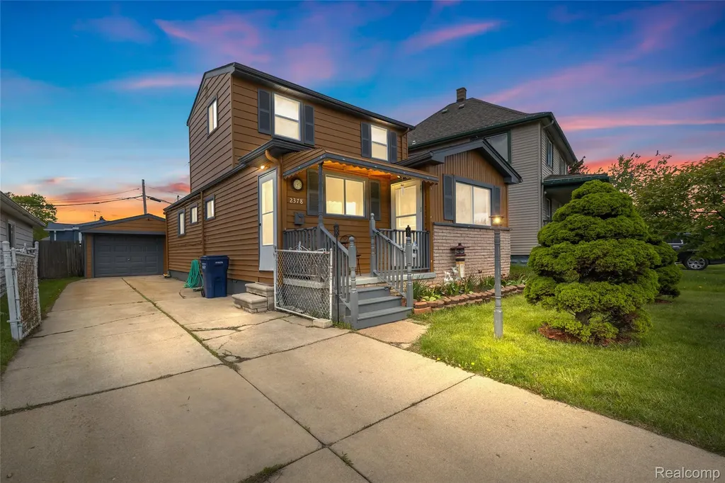 2378 River Drive Lincoln Park City MI 48146