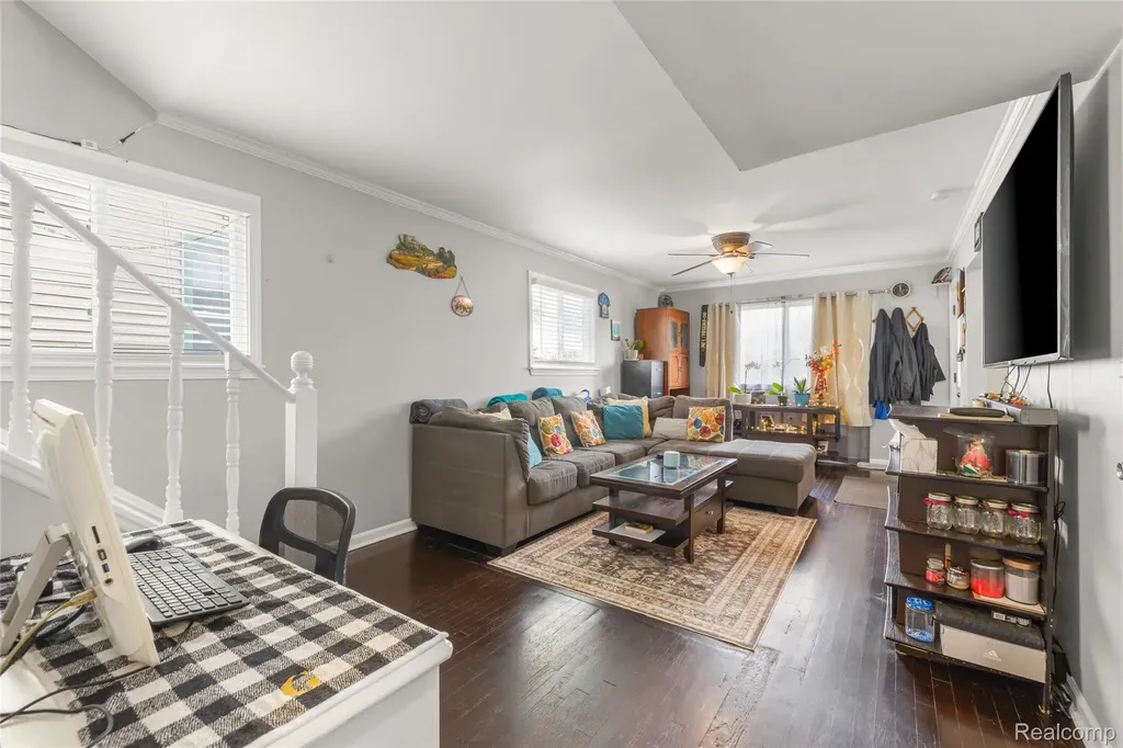 2378 River Drive Lincoln Park City MI 48146