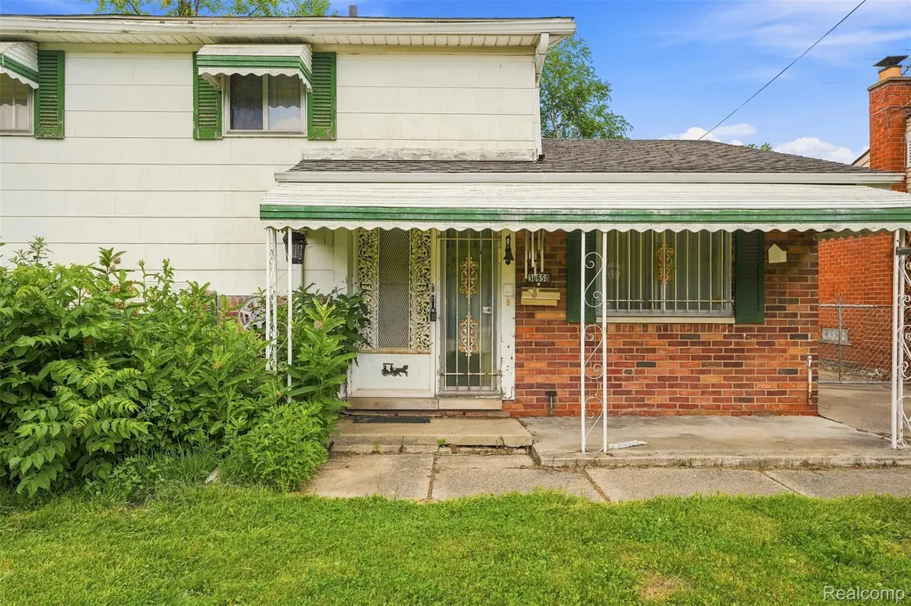 30650 Palmer Road Westland City MI 48186