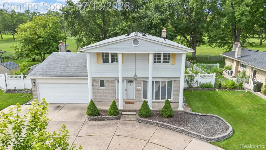 11280 Mandale Drive Sterling Heights City MI 48312