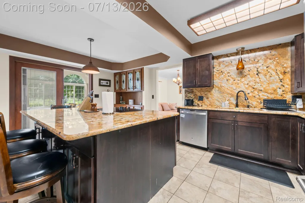 11280 Mandale Drive Sterling Heights City MI 48312