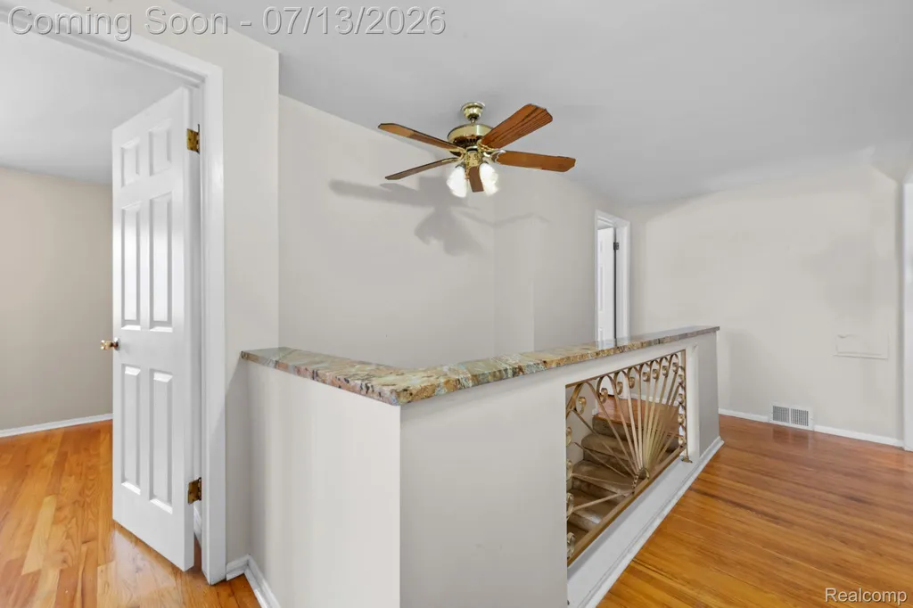 11280 Mandale Drive Sterling Heights City MI 48312
