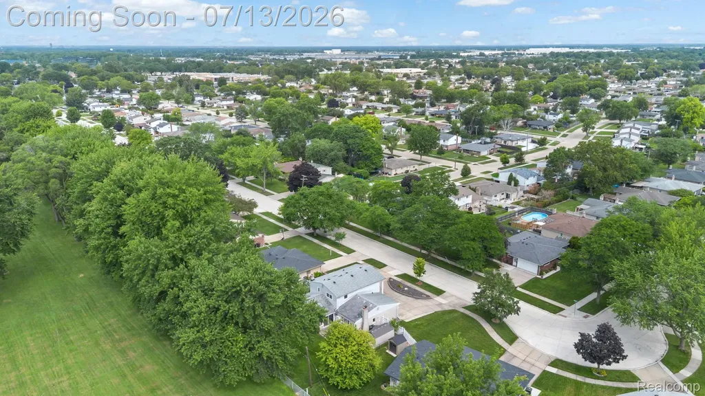 11280 Mandale Drive Sterling Heights City MI 48312