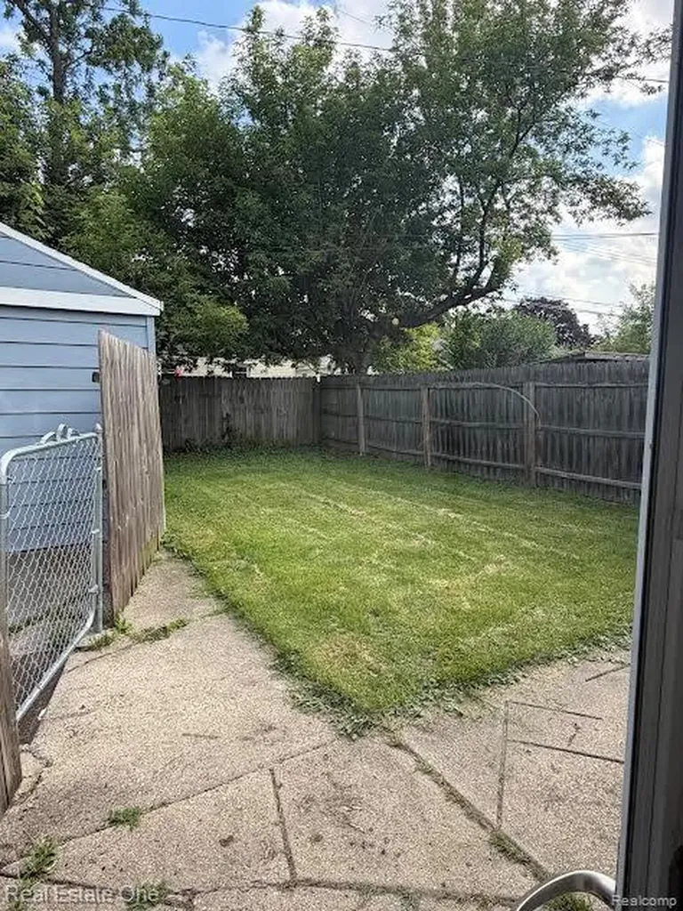 540 Camden Street Ferndale City MI 48220