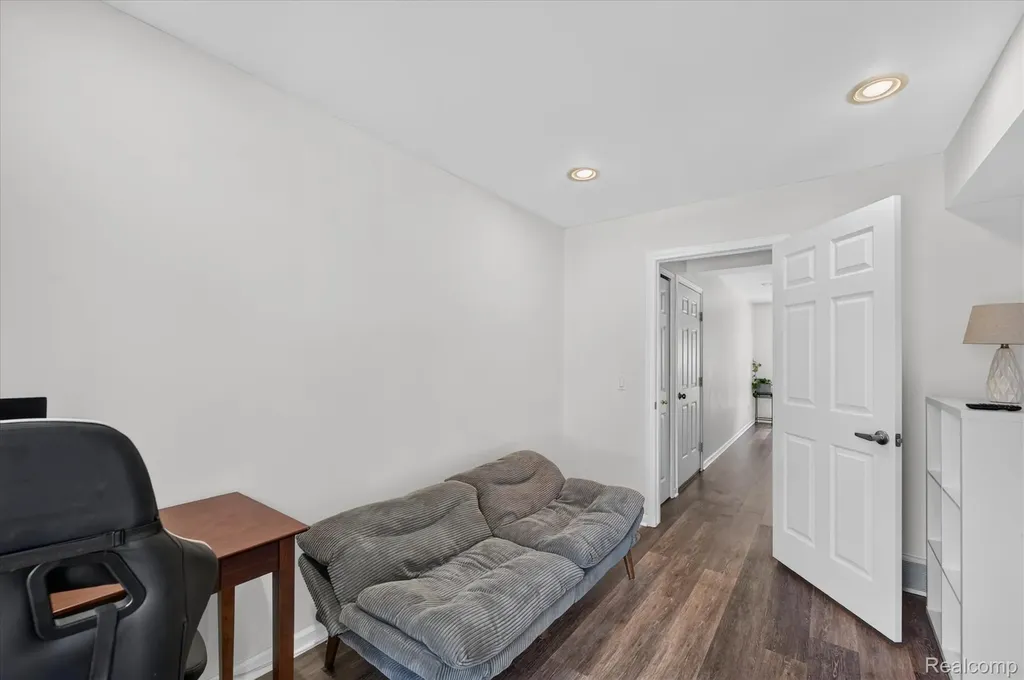 143 S 2nd Street Brighton City MI 48116