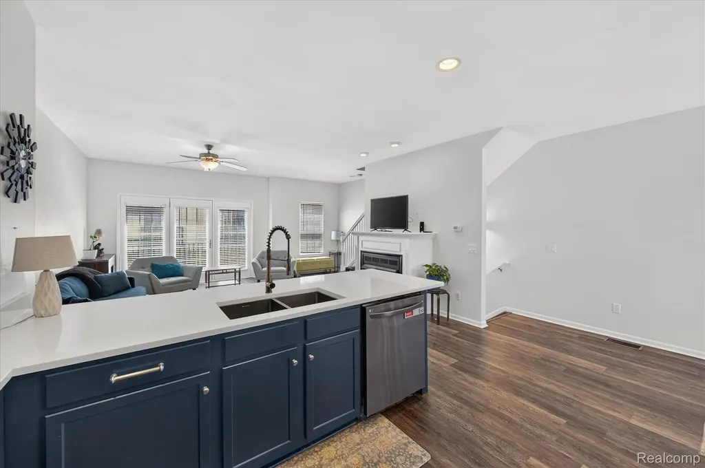 143 S 2nd Street Brighton City MI 48116