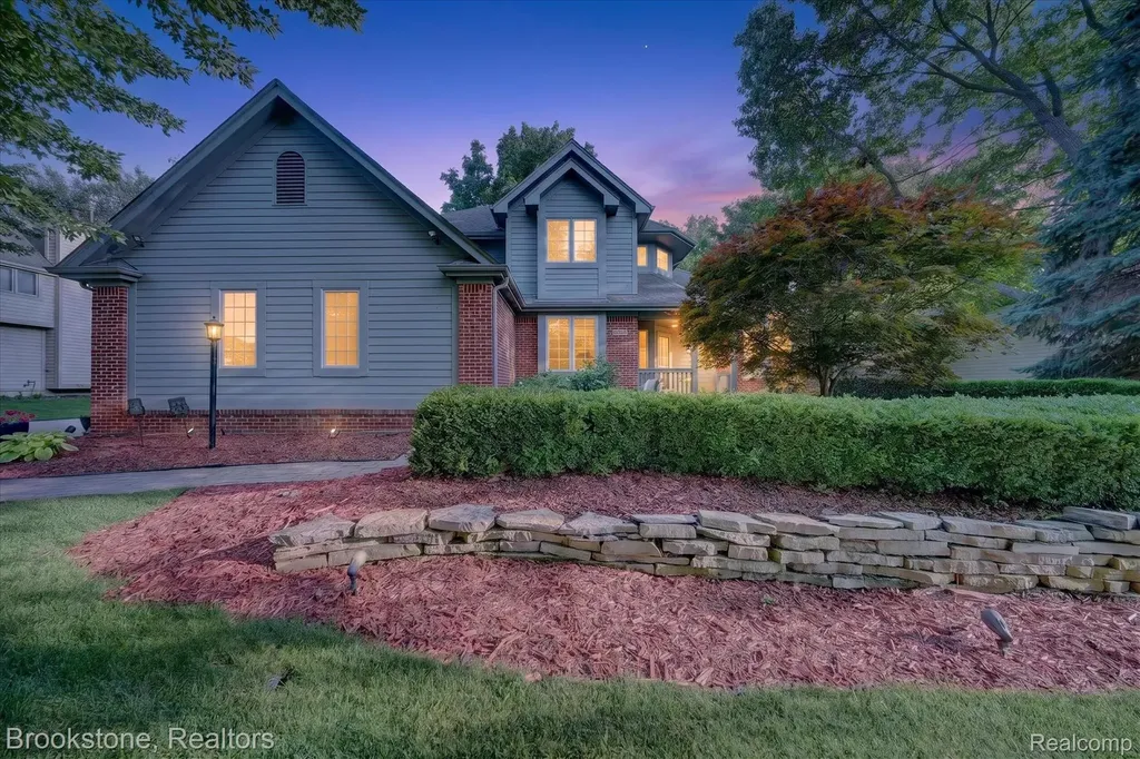 6730 Longhurst Drive Independence Charter Township MI 48346
