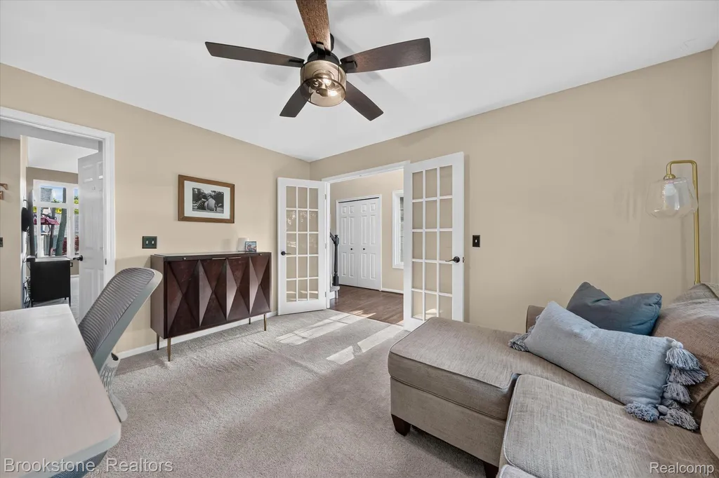 6730 Longhurst Drive Independence Charter Township MI 48346