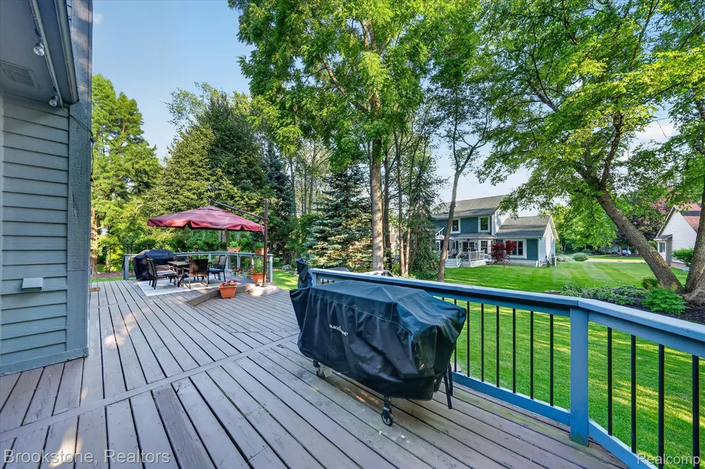 6730 Longhurst Drive Independence Charter Township MI 48346