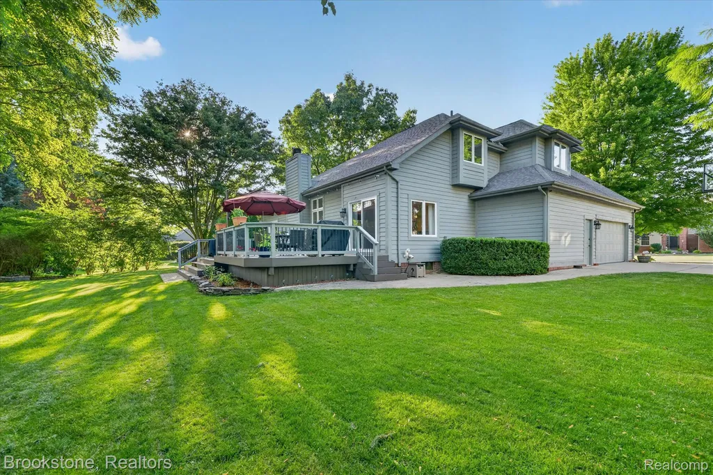 6730 Longhurst Drive Independence Charter Township MI 48346