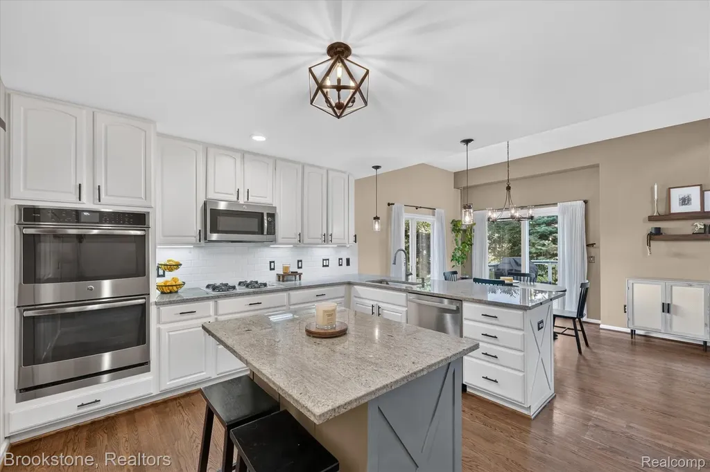 6730 Longhurst Drive Independence Charter Township MI 48346