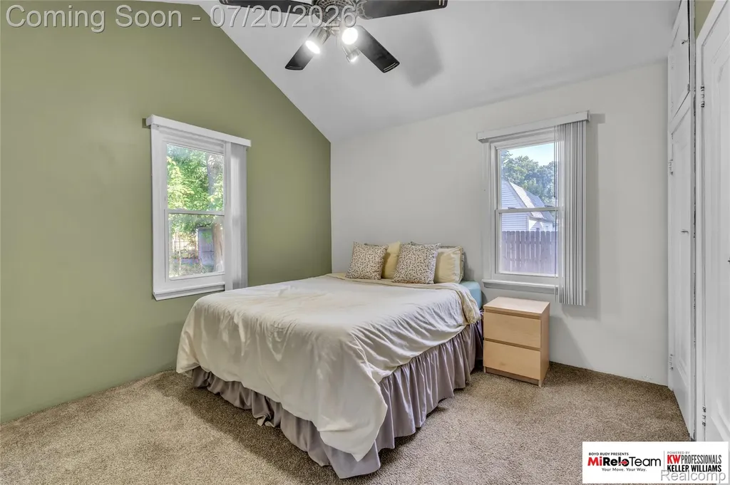 2929 Holden Avenue Waterford Charter Township MI 48329