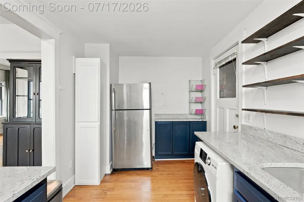 7409 2nd Avenue Detroit City MI 48202