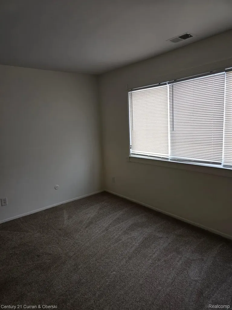 34190 Forest Street Wayne City MI 48184