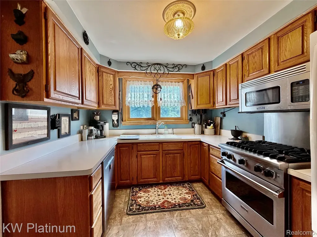 1581 Emerson Road Wales Township MI 48027