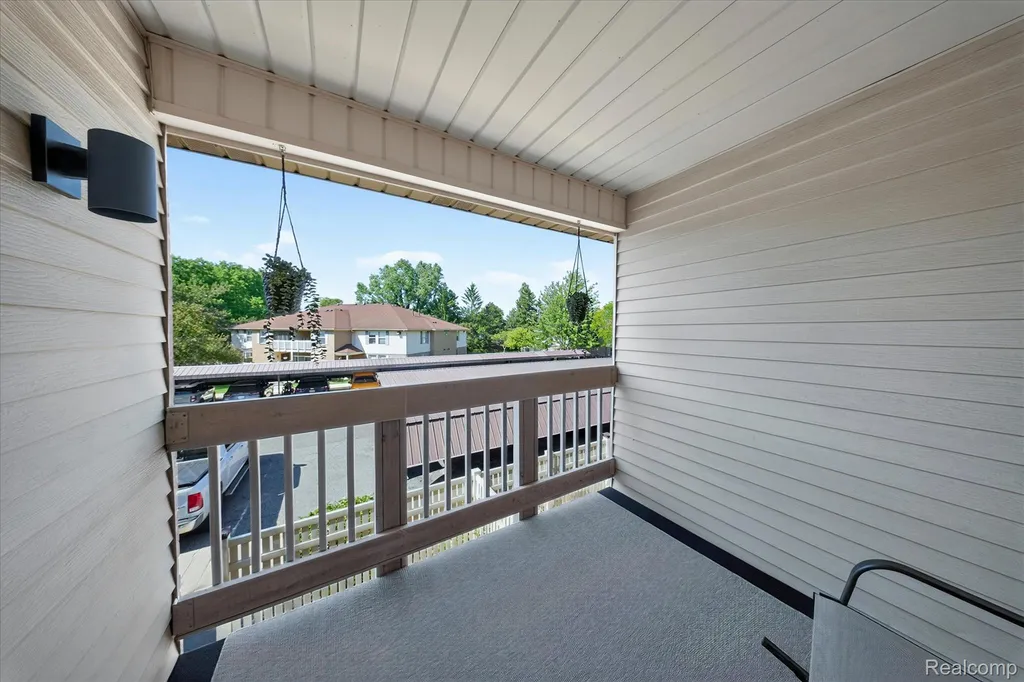 61165 Greenwood Drive South Lyon City MI 48178