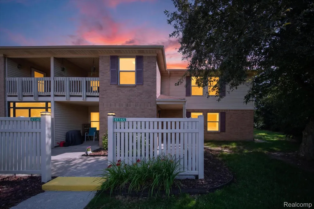 61165 Greenwood Drive South Lyon City MI 48178