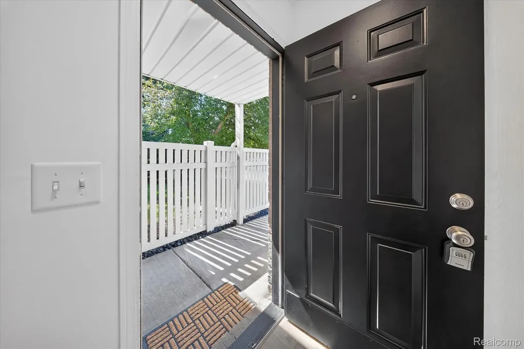 61165 Greenwood Drive South Lyon City MI 48178