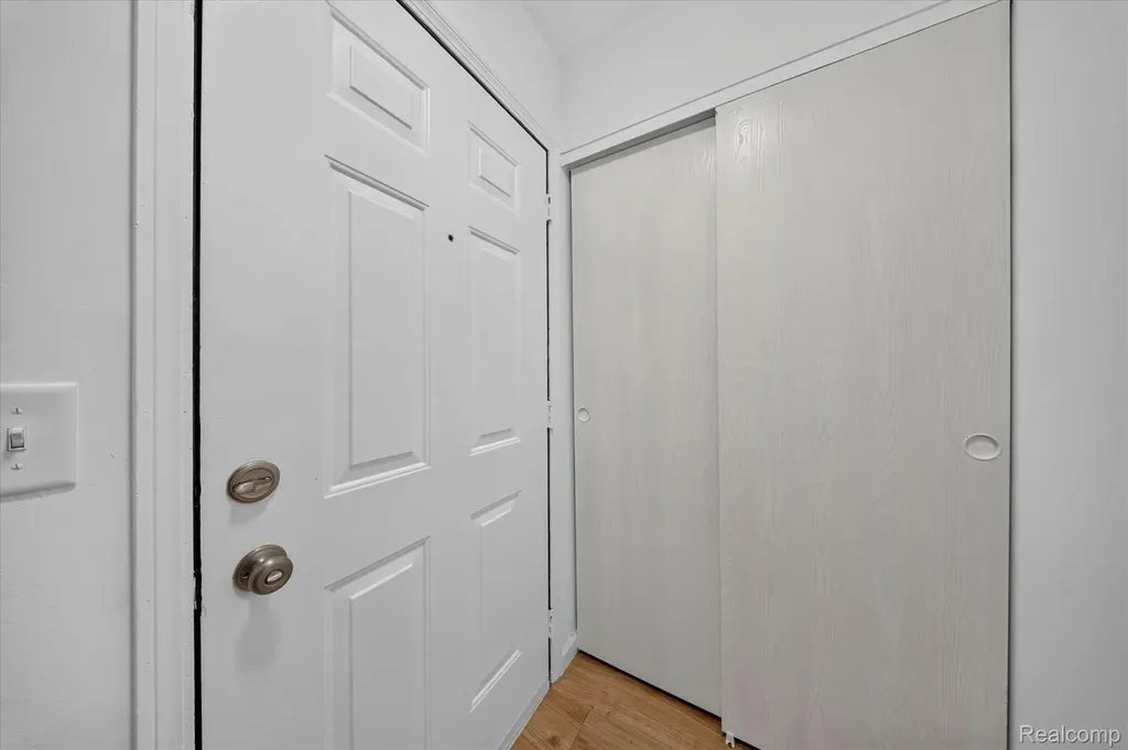 61165 Greenwood Drive South Lyon City MI 48178