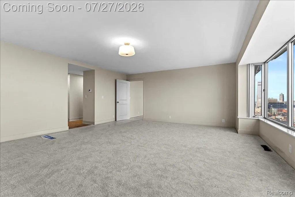 1300 E Lafayette Street Detroit City MI 48207