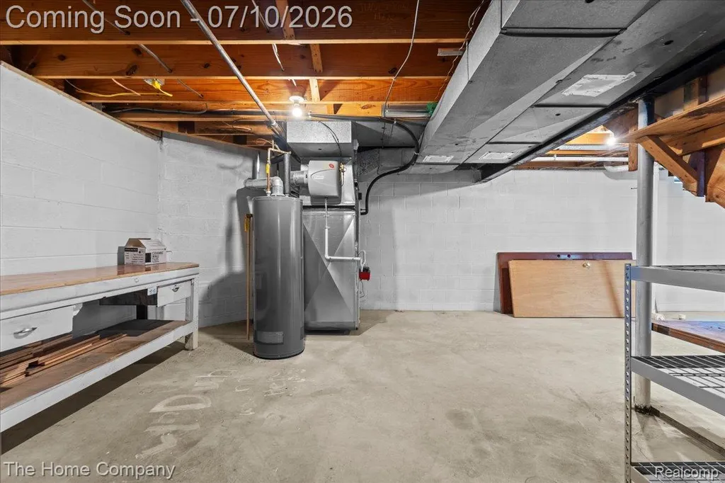 33413 Louise Avenue Clinton Charter Township MI 48035