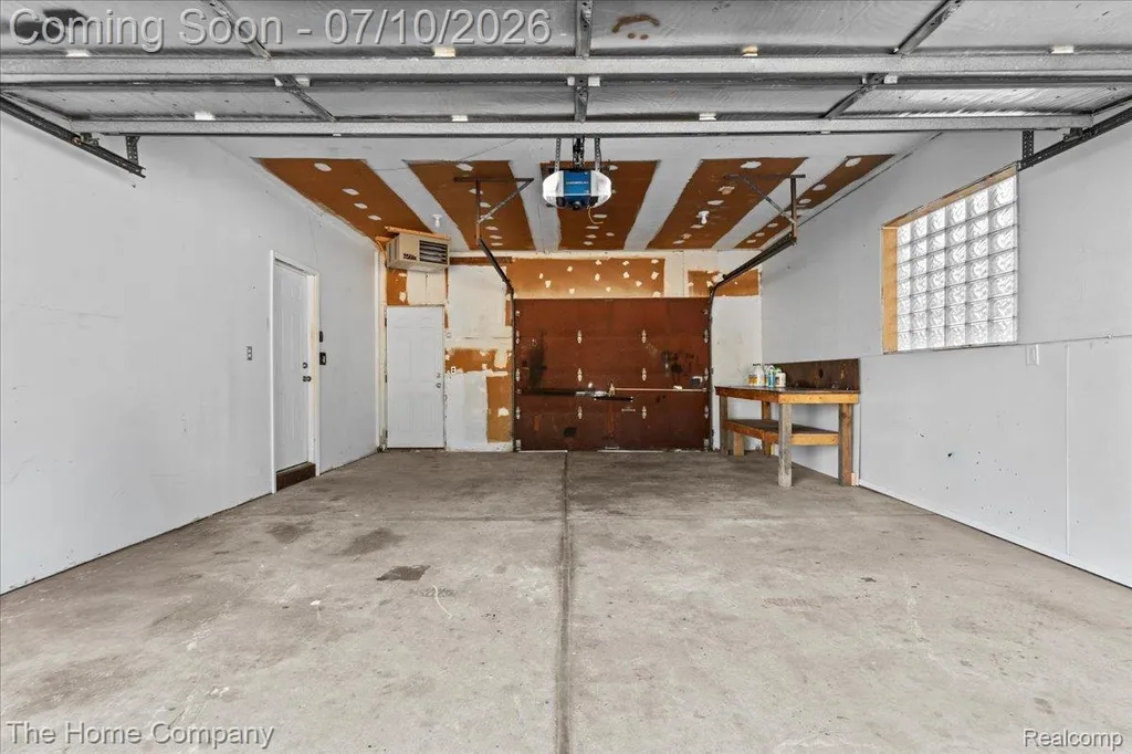 33413 Louise Avenue Clinton Charter Township MI 48035
