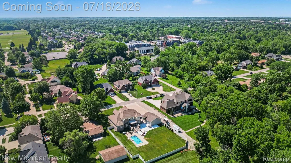 3812 Finch Drive Troy City MI 48084