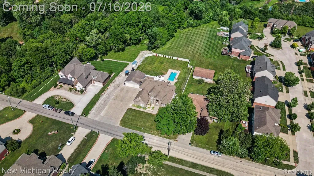 3812 Finch Drive Troy City MI 48084