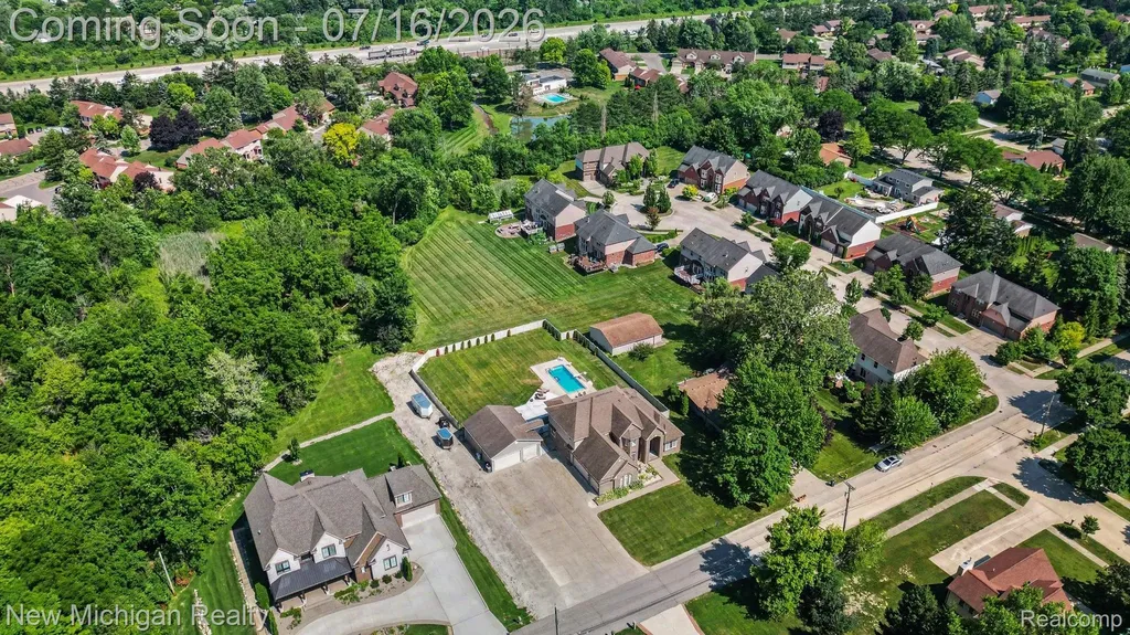 3812 Finch Drive Troy City MI 48084
