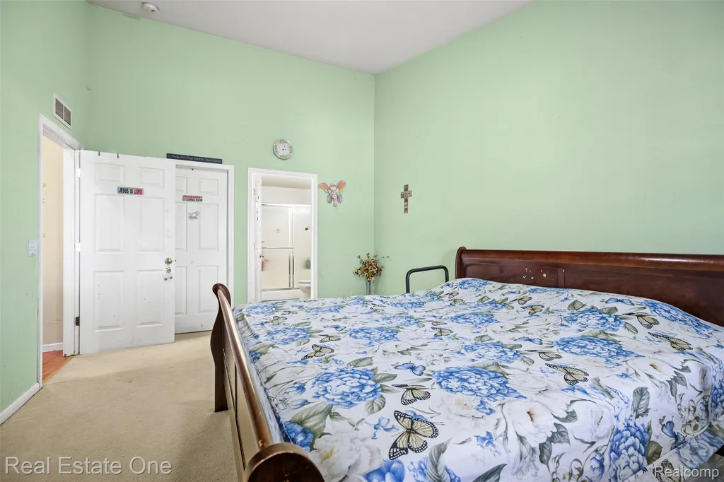 21628 Majestic Drive Brownstown Charter Township MI 48183