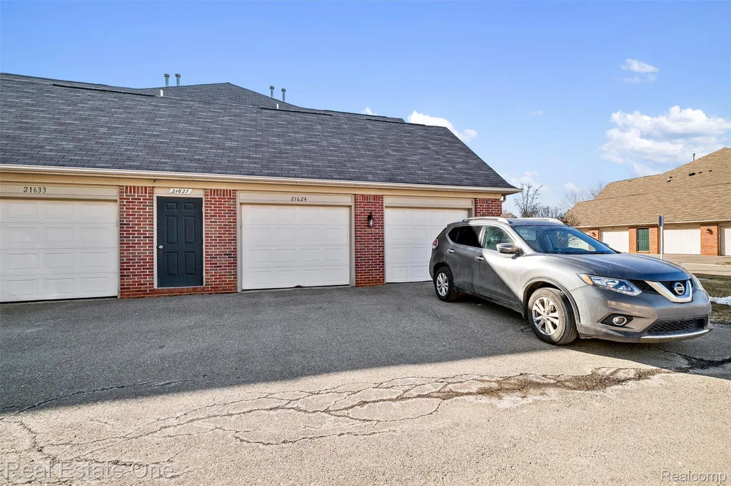 21628 Majestic Drive Brownstown Charter Township MI 48183