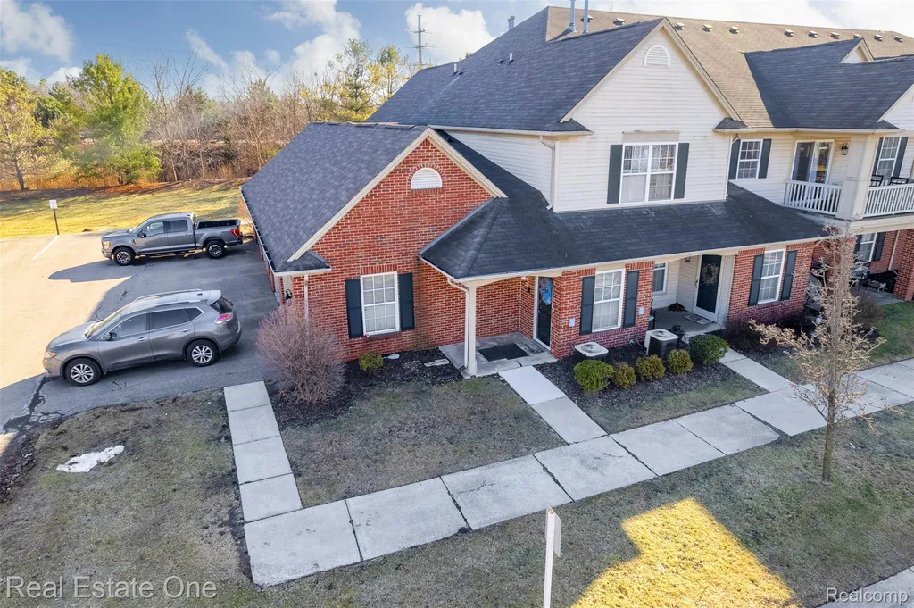 21628 Majestic Drive Brownstown Charter Township MI 48183