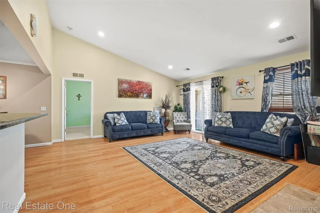 21628 Majestic Drive Brownstown Charter Township MI 48183