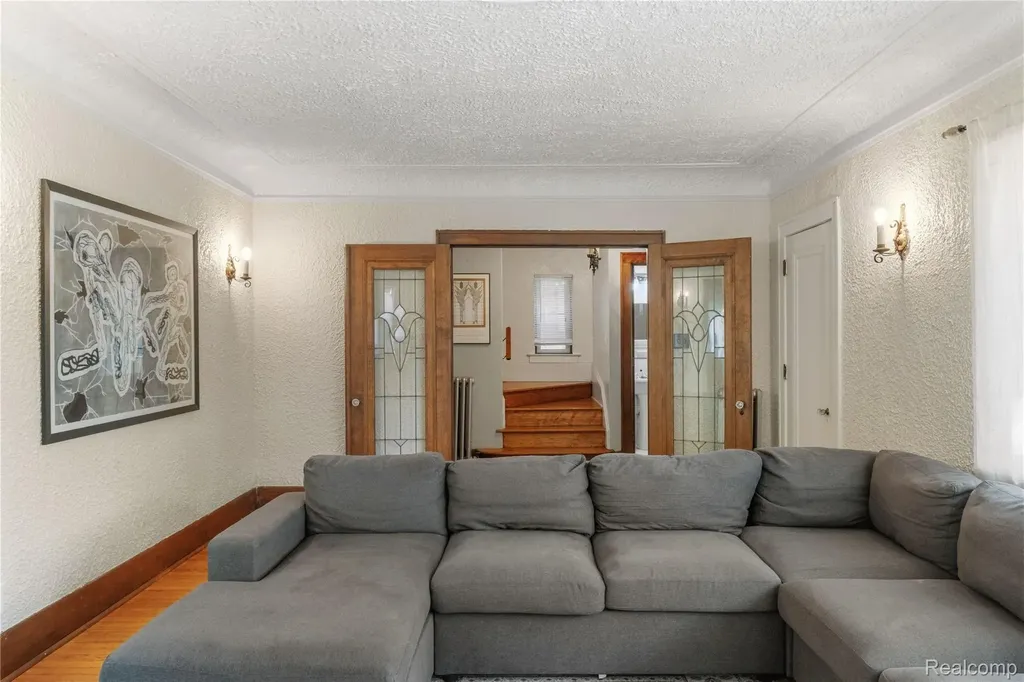 16614 Edinborough Road Detroit City MI 48219