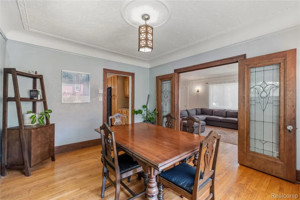 16614 Edinborough Road Detroit City MI 48219