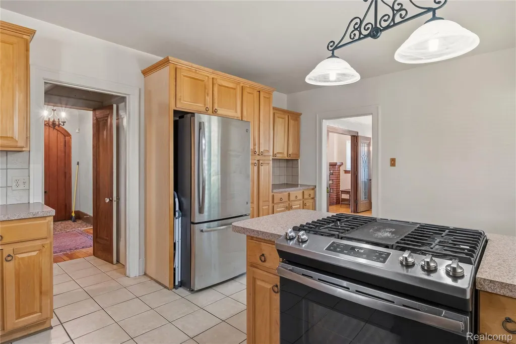 16614 Edinborough Road Detroit City MI 48219