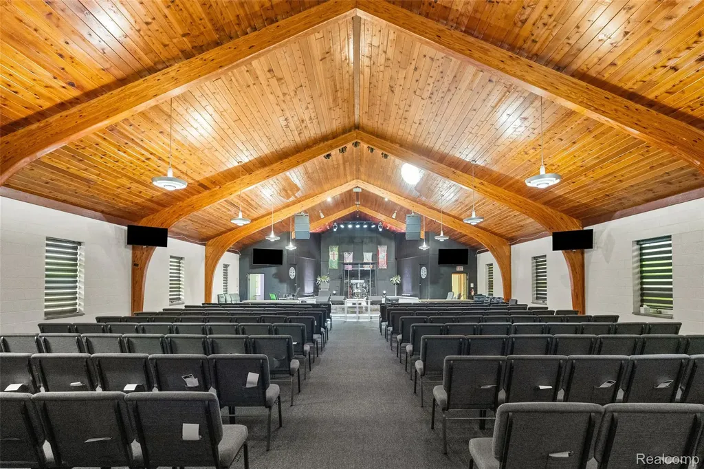 6202 Dupont Street Flint City MI 48505